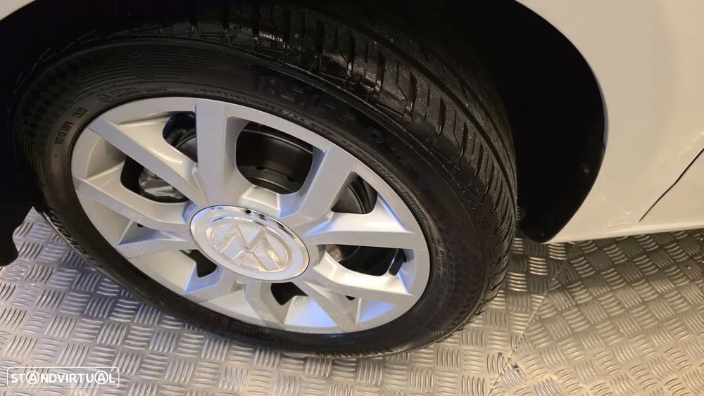 VW Up! 1.0 BlueMotion Move - 25