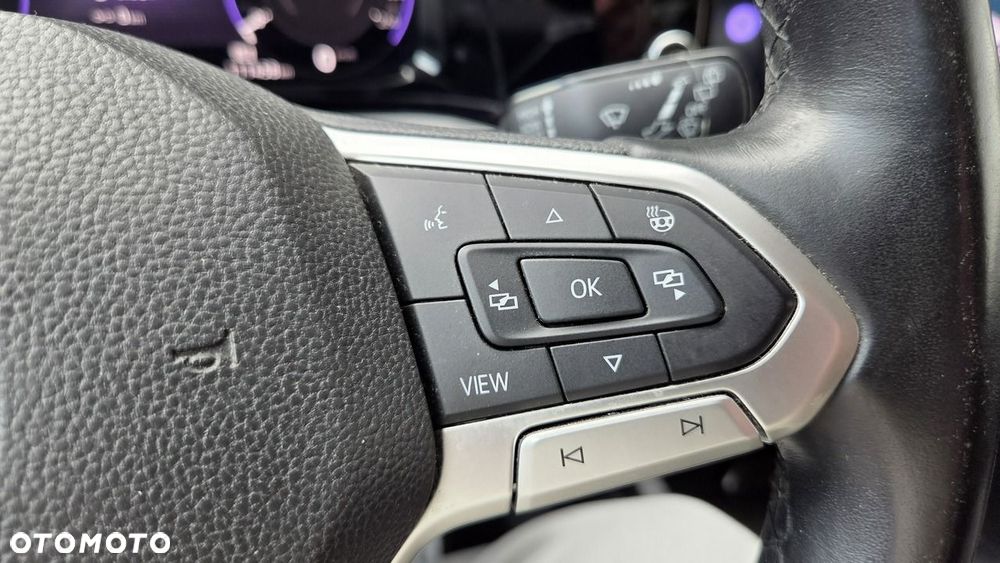 Volkswagen Golf - 18
