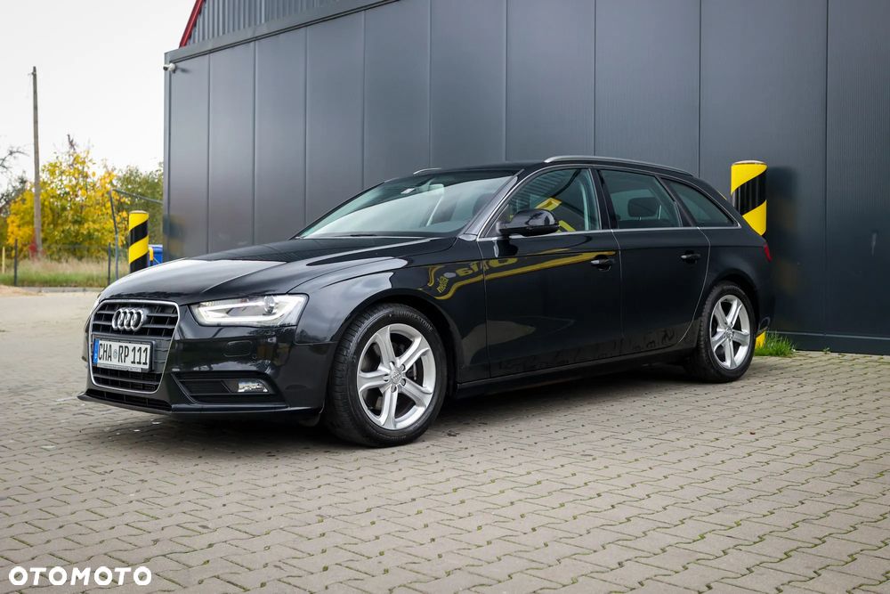 Audi A4 Avant 2.0 TDI DPF Ambiente - 8