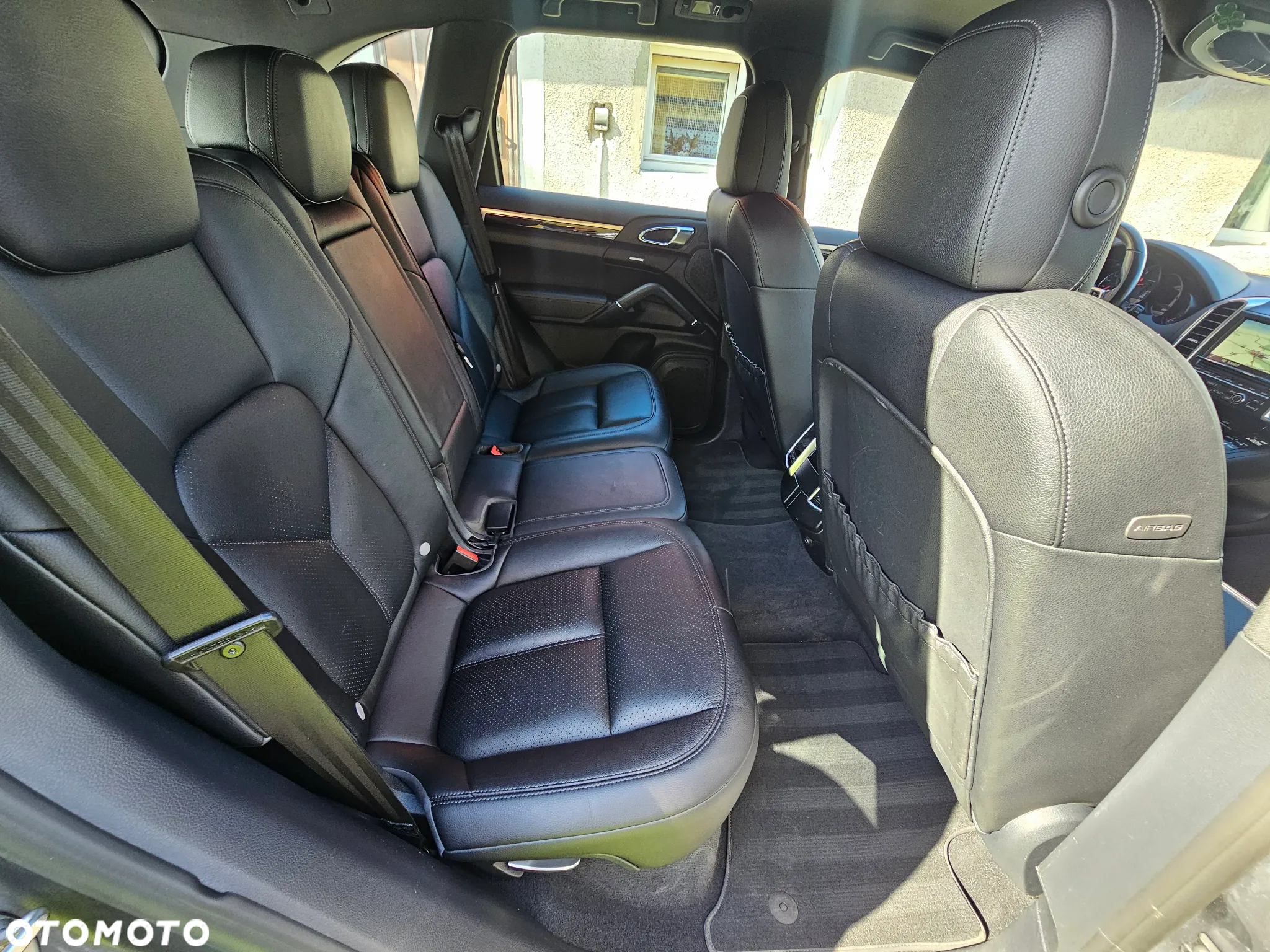 Porsche Cayenne Diesel Platinum Edition - 16