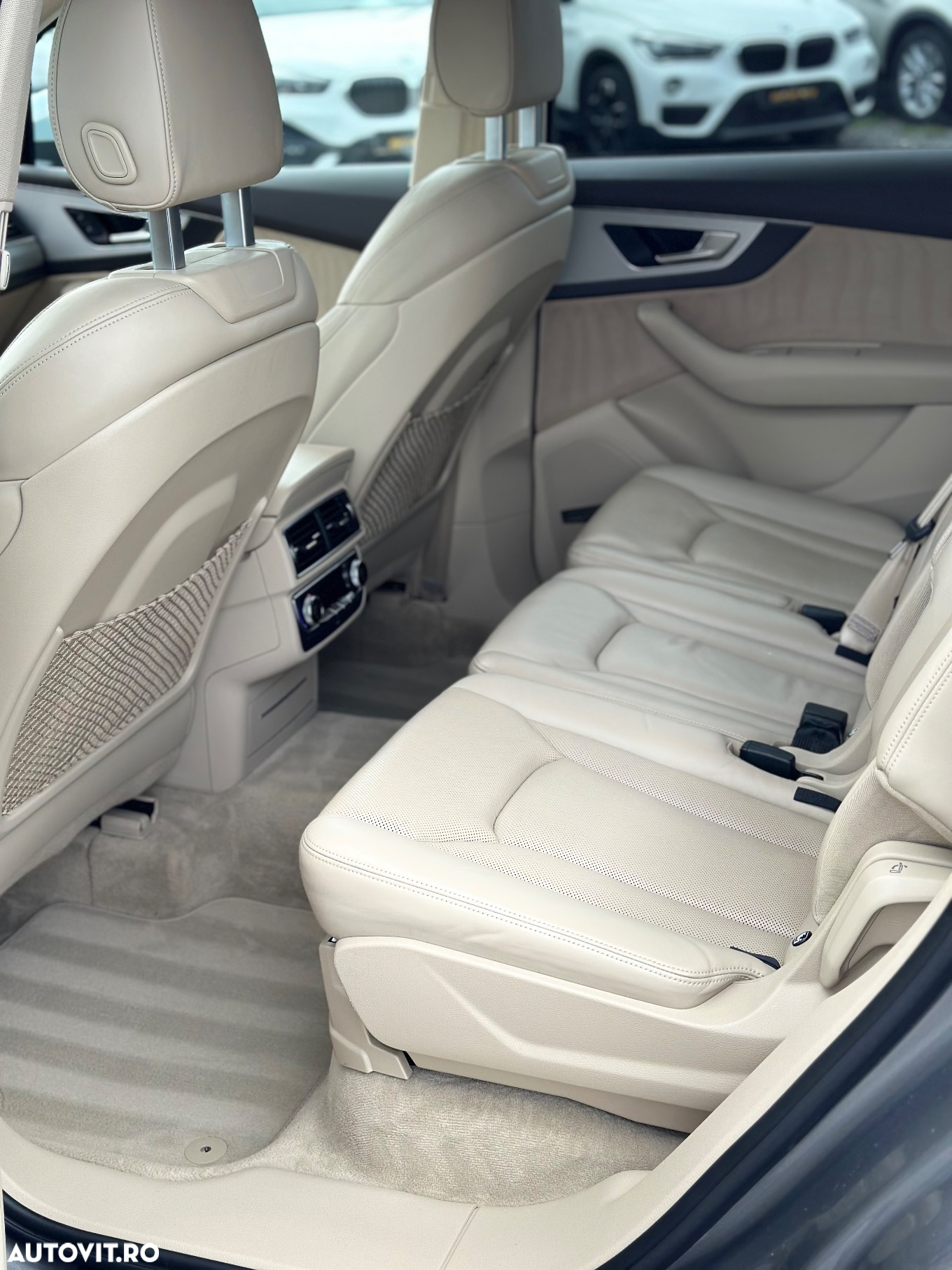 Audi SQ7 TDI quattro tiptronic - 24