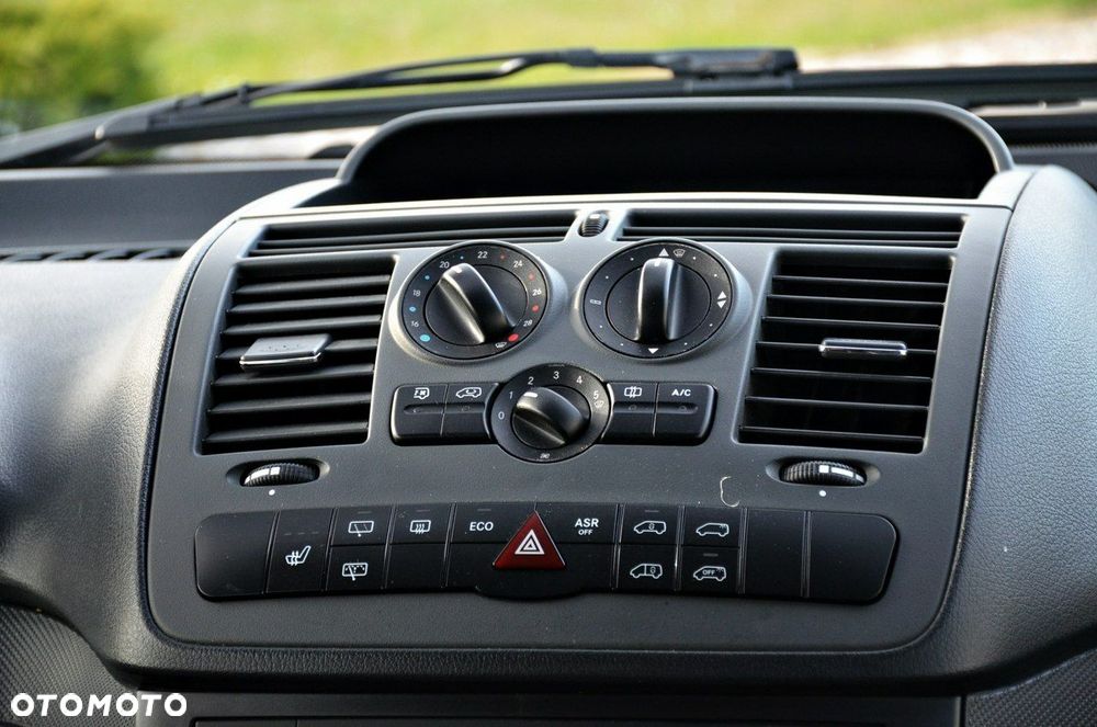 Mercedes-Benz Vito - 27