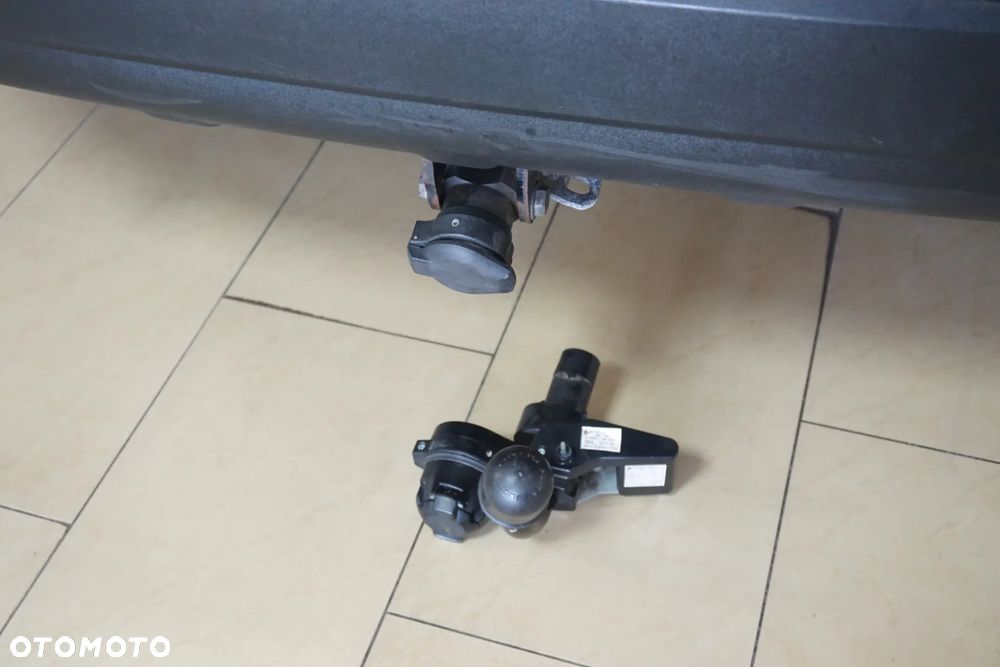 Volvo XC 60 2.4D DRIVe Momentum - 21