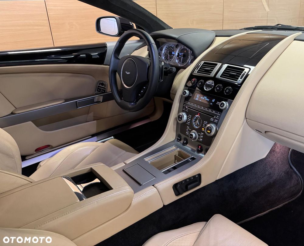 Aston Martin DB9 Touchtronic Sport - 9