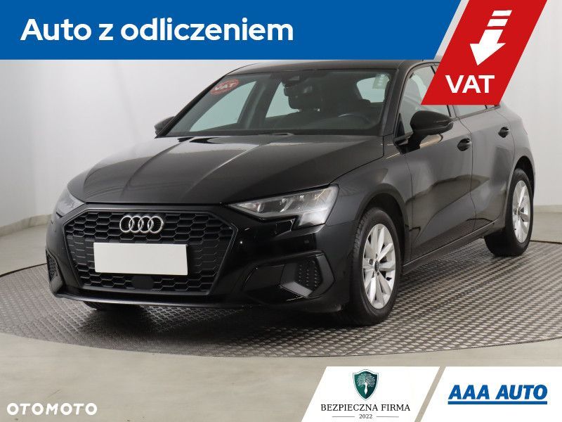 Audi A3 Sportback - 1