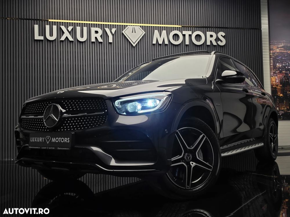 Mercedes-Benz GLC 300 de 4Matic 9G-TRONIC AMG Line Plus - 19