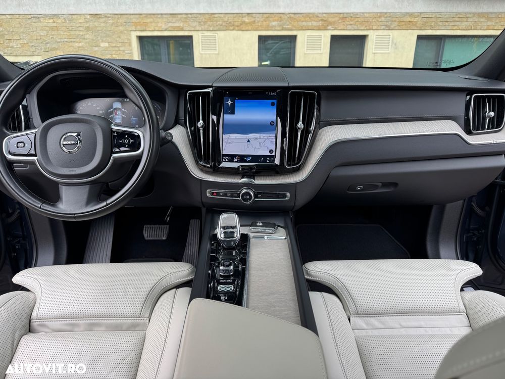 Volvo XC 60 D5 AWD Inscription - 34