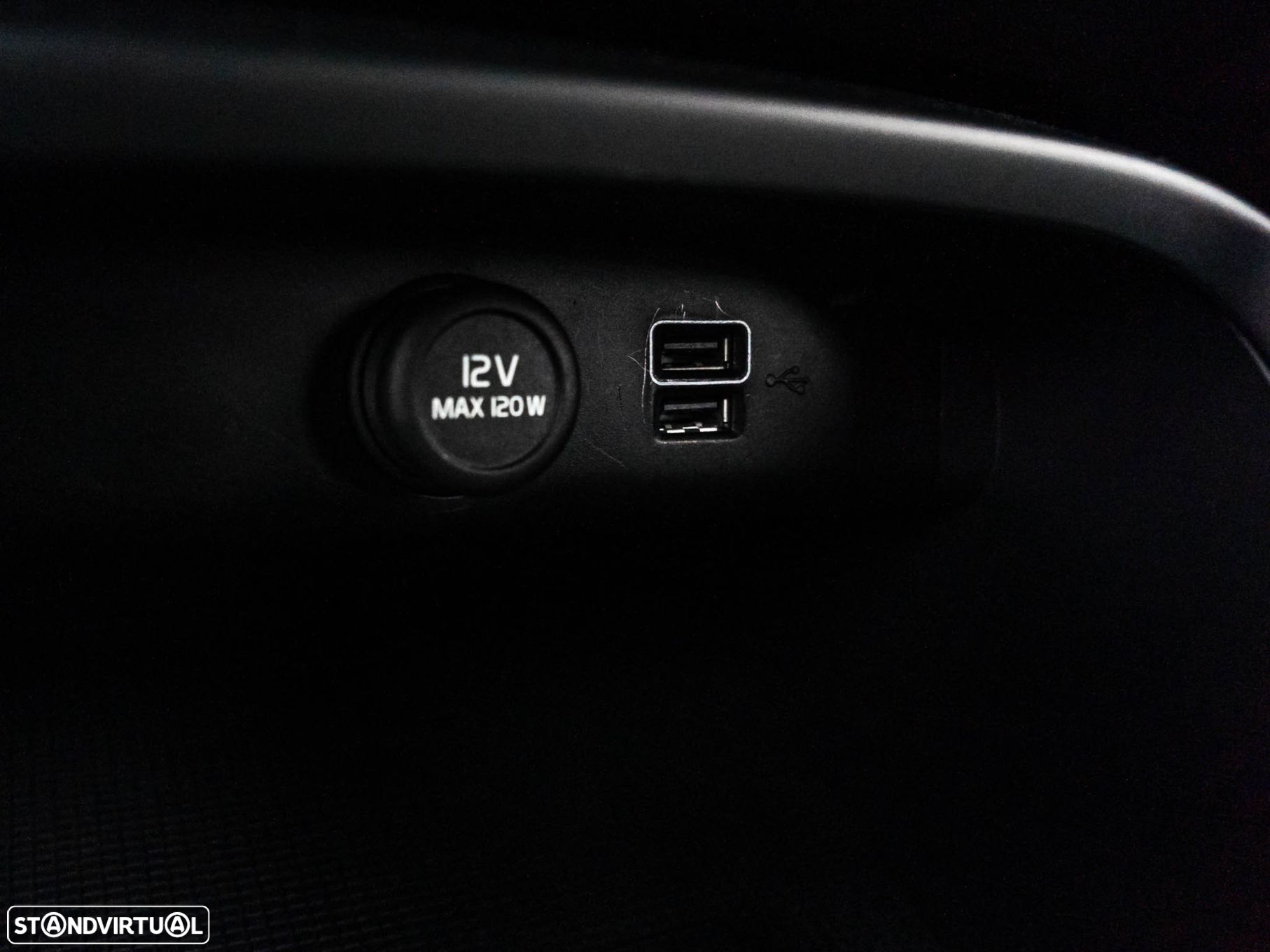 Volvo XC 40 1.5 T2 Momentum - 27