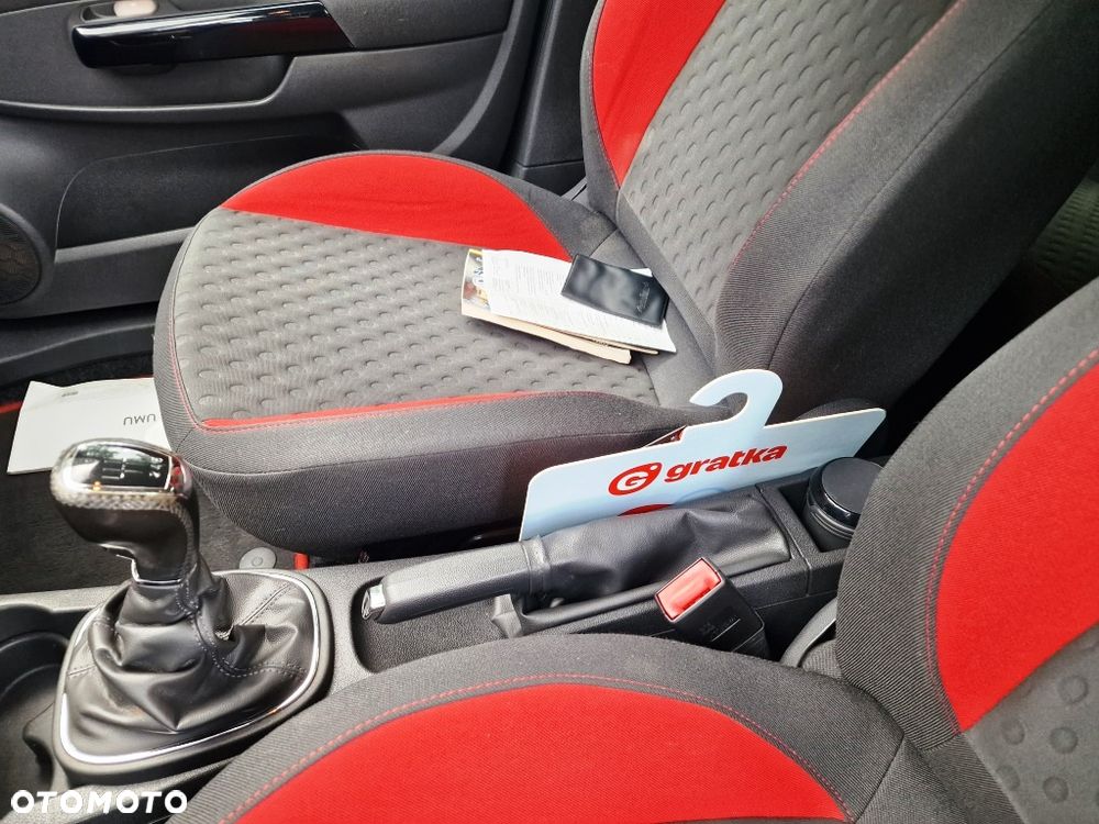 Opel Corsa 1.6 Turbo GSi - 39