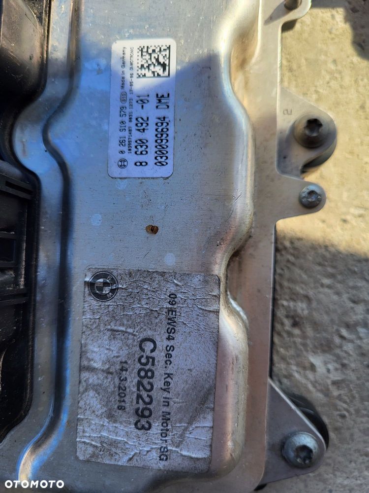 Sterownik Silnika Komputer m5 f10 m6 f06 f12 f13 v8 4.4 560km - 4