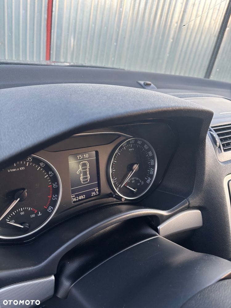 Skoda Octavia 2.0 TDI DPF Elegance - 7