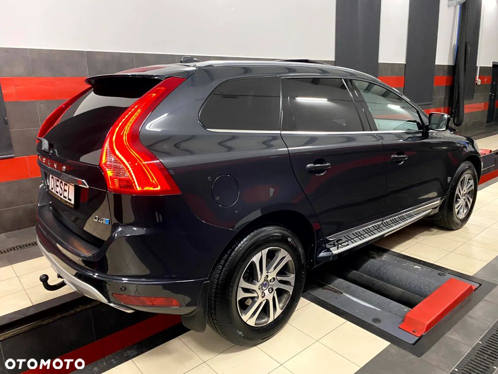 Volvo XC 60 D4 Geartronic Summum - 8