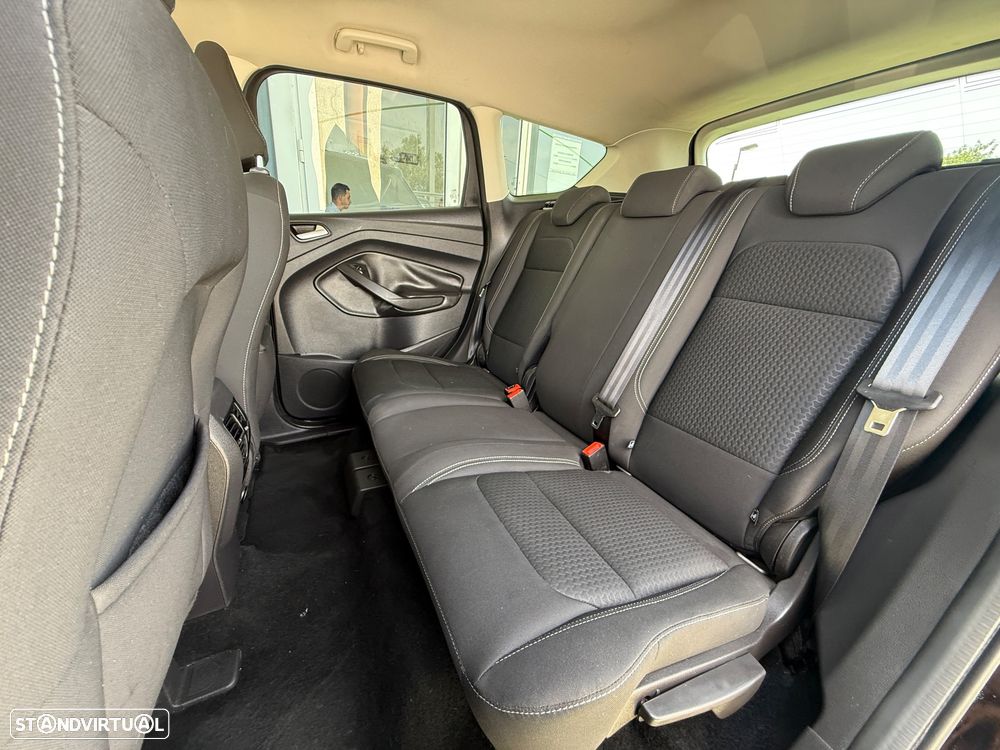 Ford Kuga 1.5 TDCi Titanium - 34