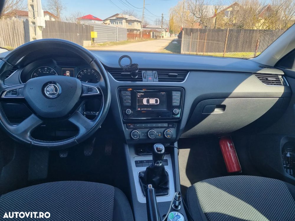 Skoda Octavia 1.4 TSI AMBITION - 7