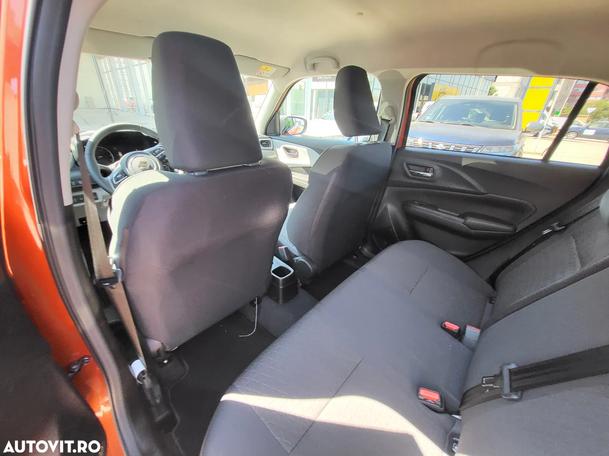 Suzuki Swift 1.2 Dualjet 12V AllGrip MHEV Passion - 10