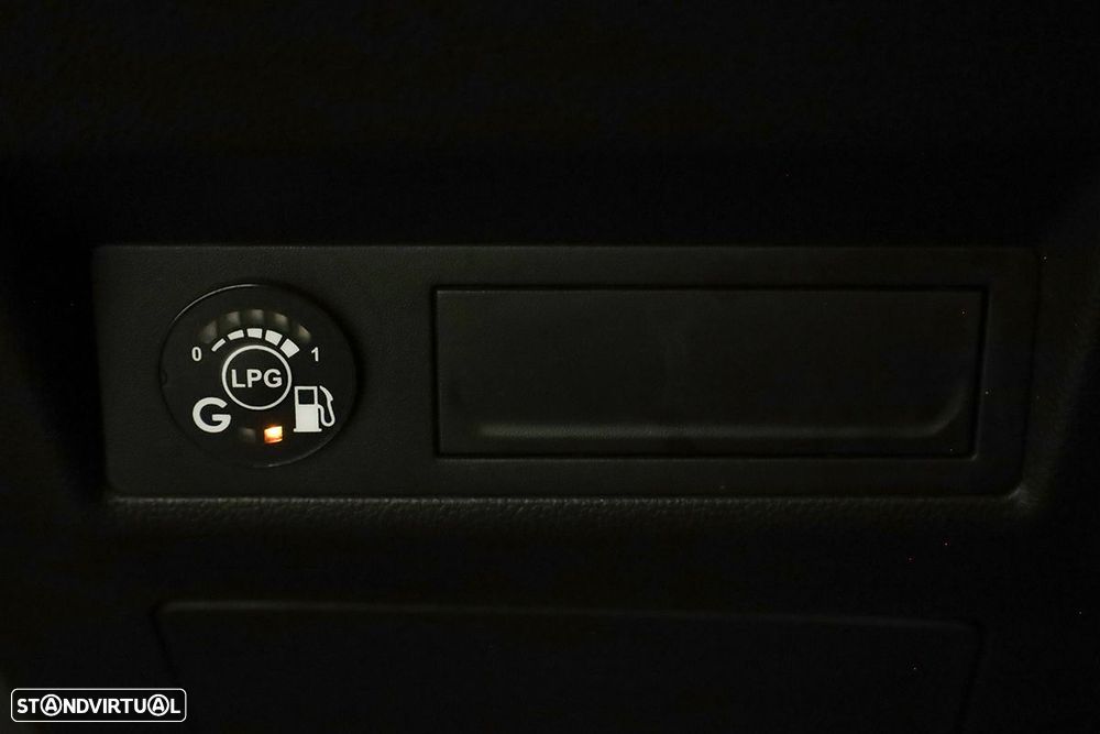 Renault Captur 1.0 TCe Techno Bi-Fuel - 21