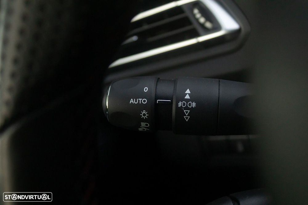 Peugeot 308 1.5 BlueHDi GT Line - 17