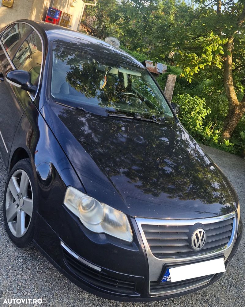 Volkswagen Passat 1.9 TDI Comfortline - 1