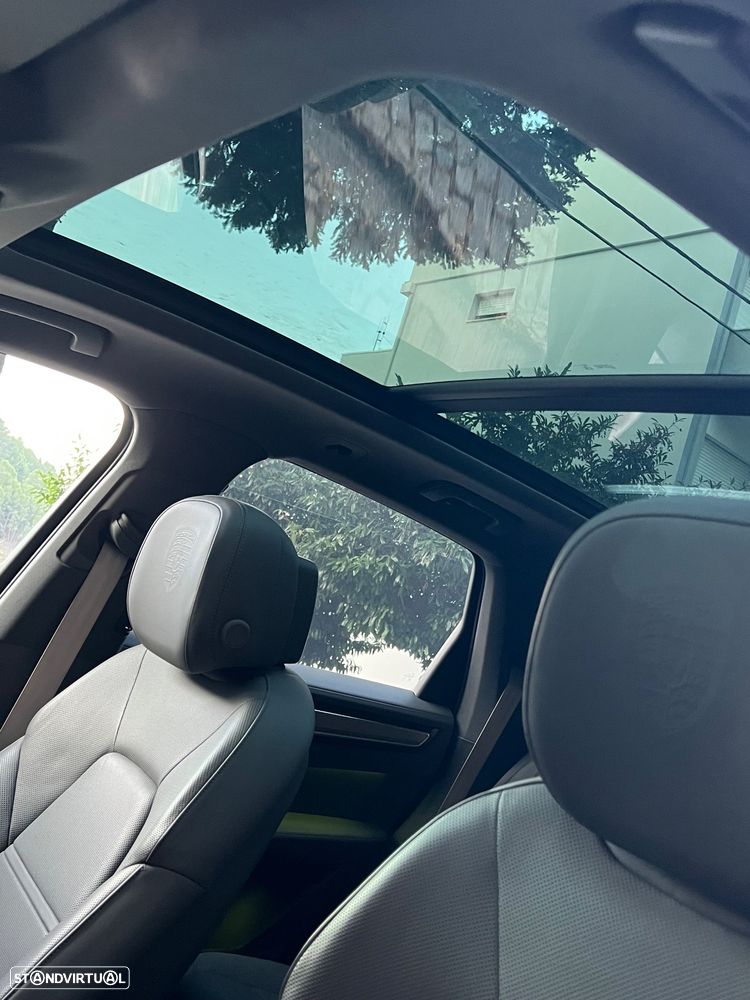 Porsche Cayenne E-Hybrid - 2