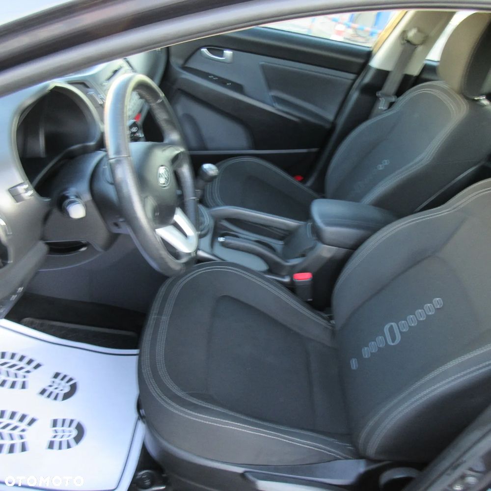 Kia Sportage 2.0 L 2WD - 24