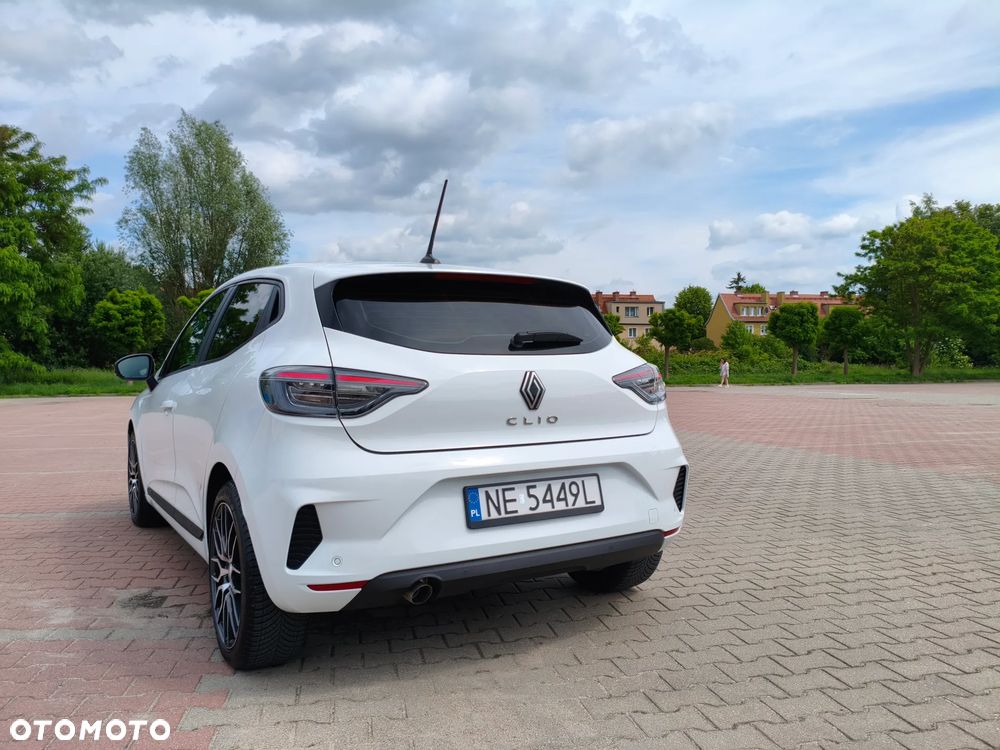 Renault Clio - 36