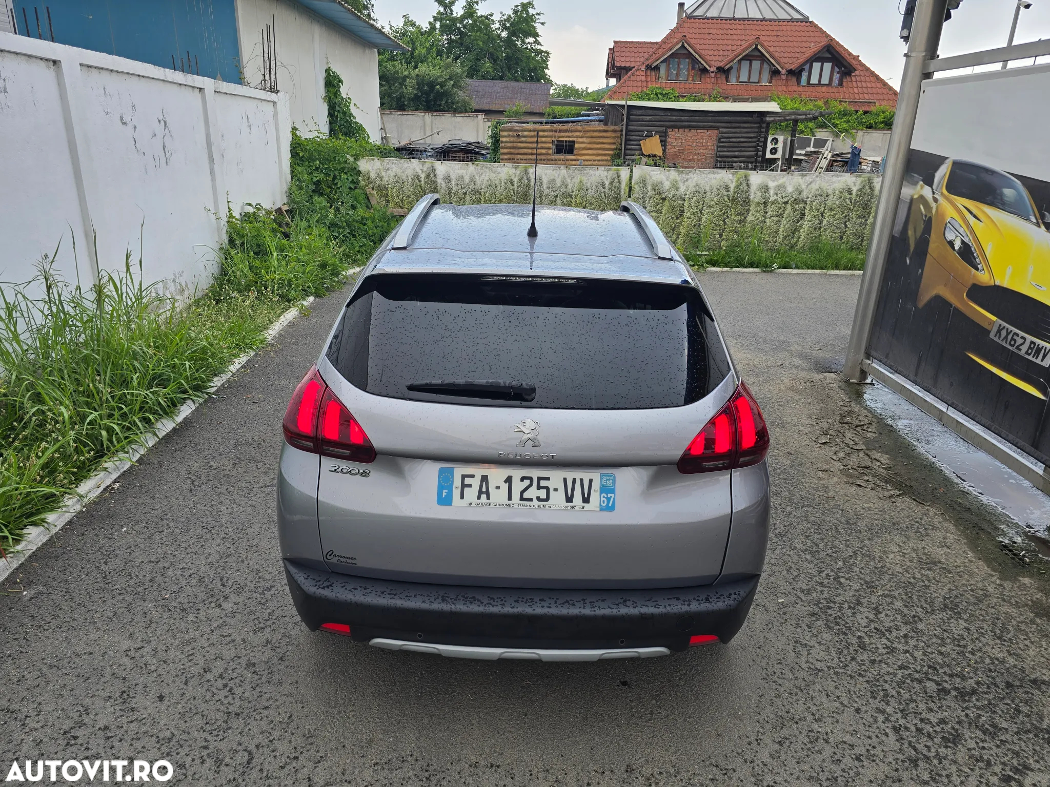 Peugeot 2008 PureTech 110 Stop&Start Allure - 17