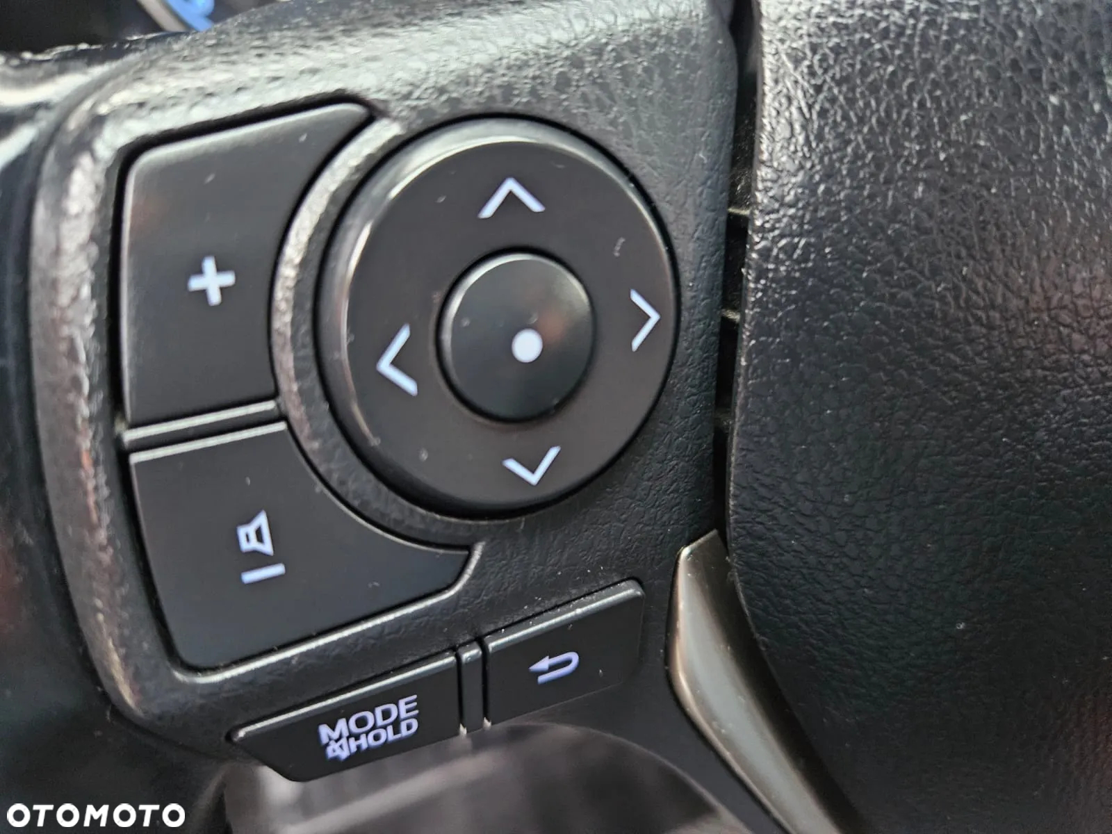 Toyota Auris 1.4 D-4D Touring Sports - 17