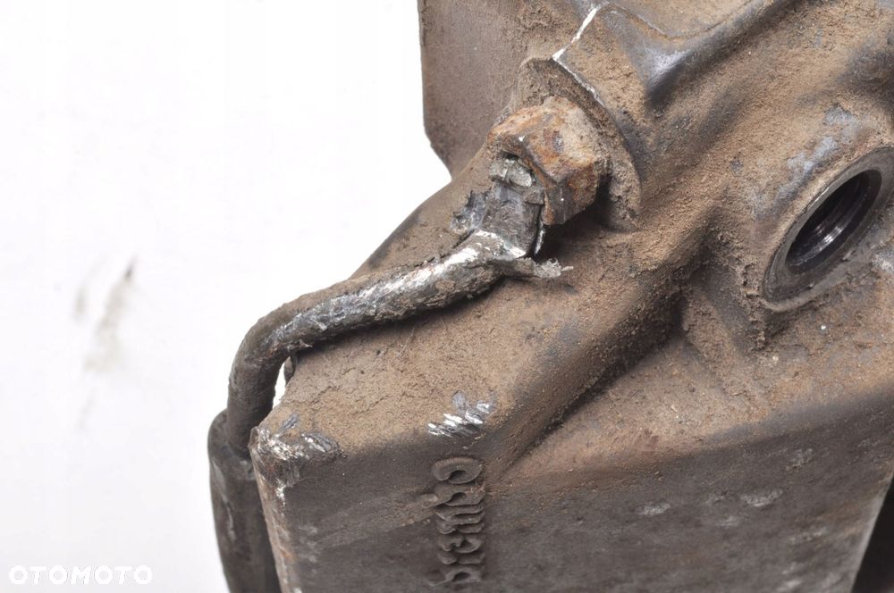 PORSCHE BOXSTER 986 2.7 ZACISK HAMULCOWY LEWY TYŁ 996352421 - 8