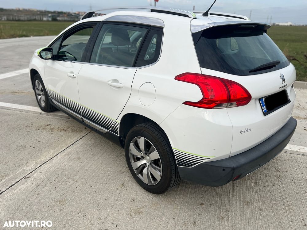 Peugeot 2008 1.2 VTi Allure - 5