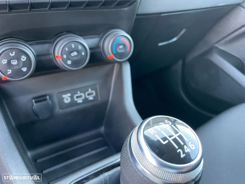 Renault Clio 1.5 Blue dCi Zen - 19