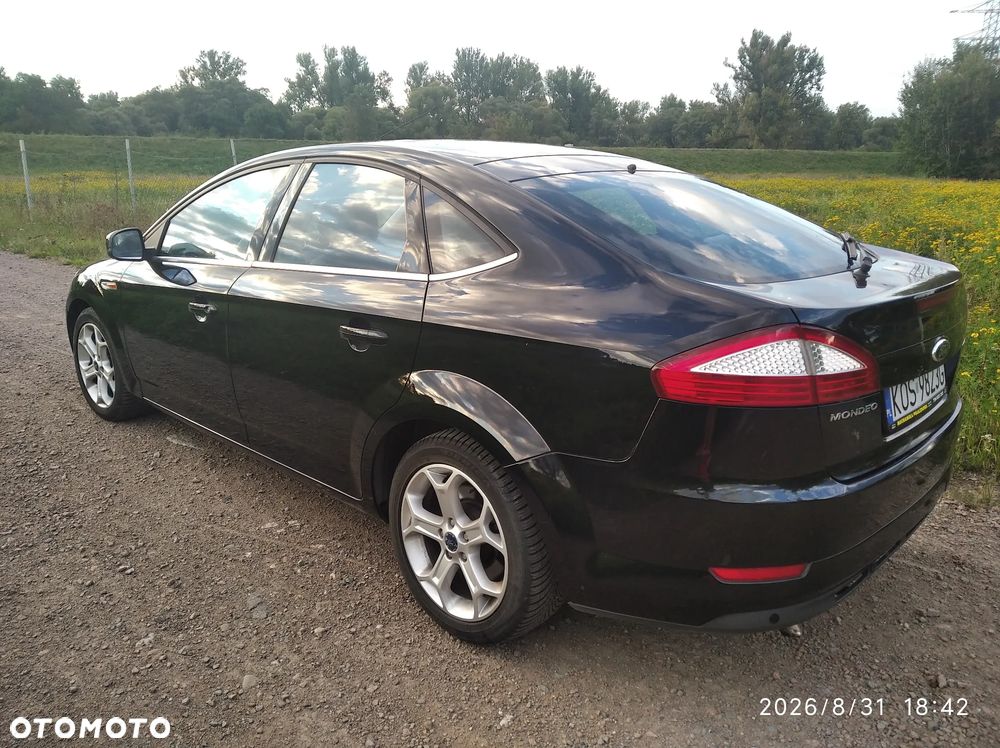 Ford Mondeo 2.5 Titanium - 1