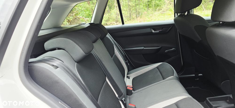 Skoda Fabia 1.0 MPI Drive - 14