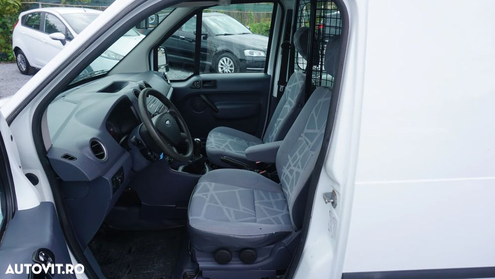Ford Transit Connect - 6