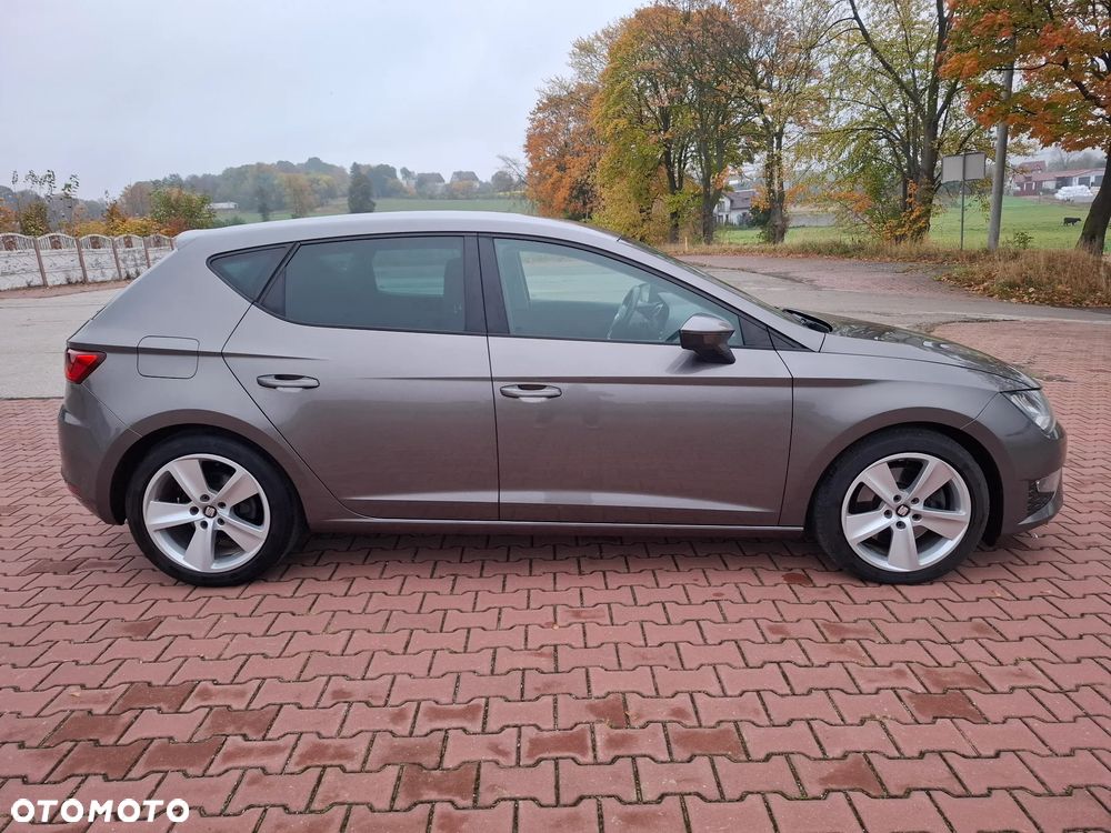 Seat Leon 2.0 TDI DPF Ecomotive FR - 12
