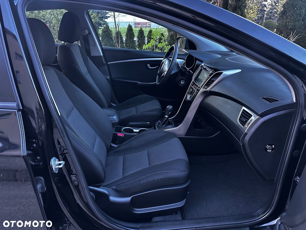 Hyundai i30 1.4 Premium - 14