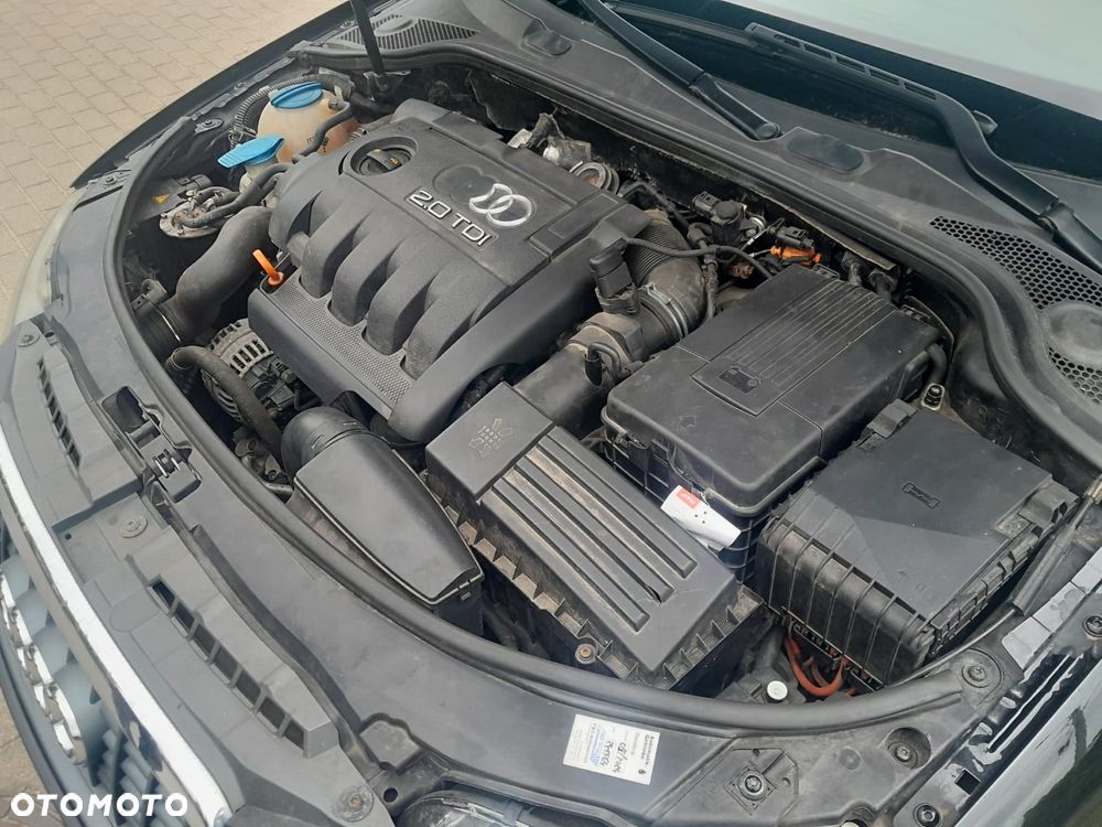 Audi A3 Sportback 2.0 TDI DPF S tronic S line Sportpaket - 25