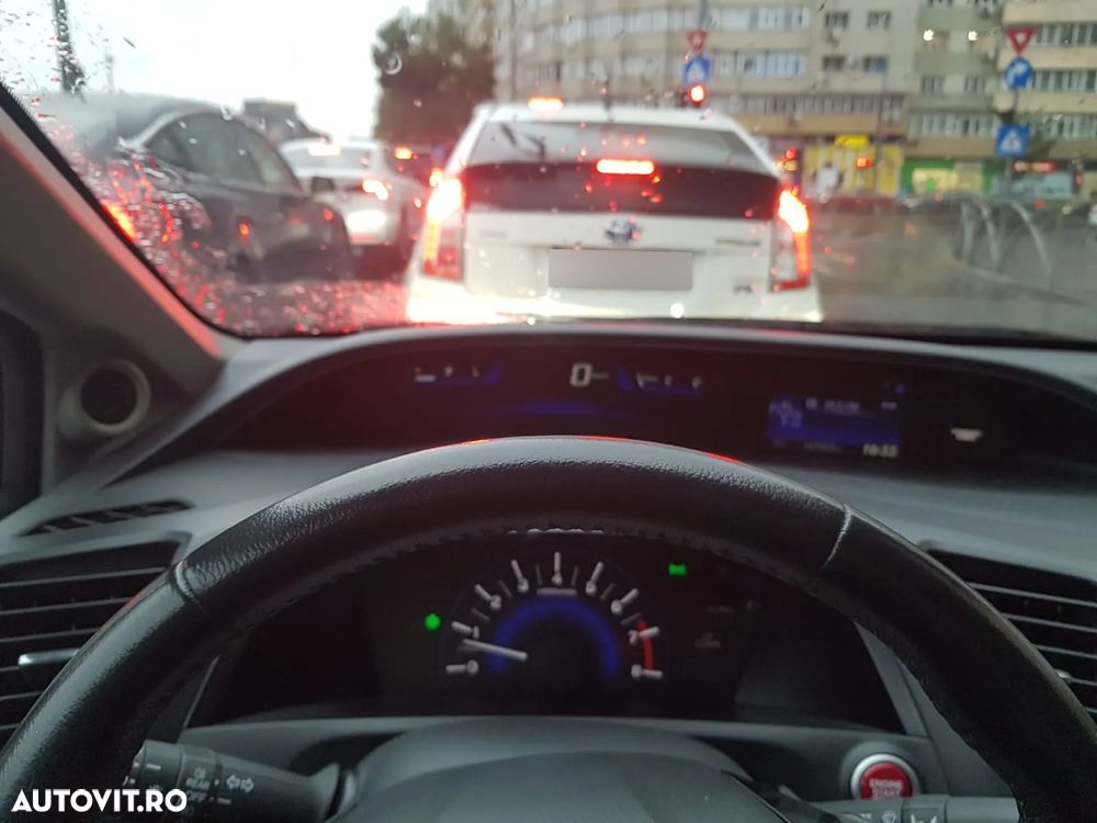 Honda Civic 1.8 MT ES - 2