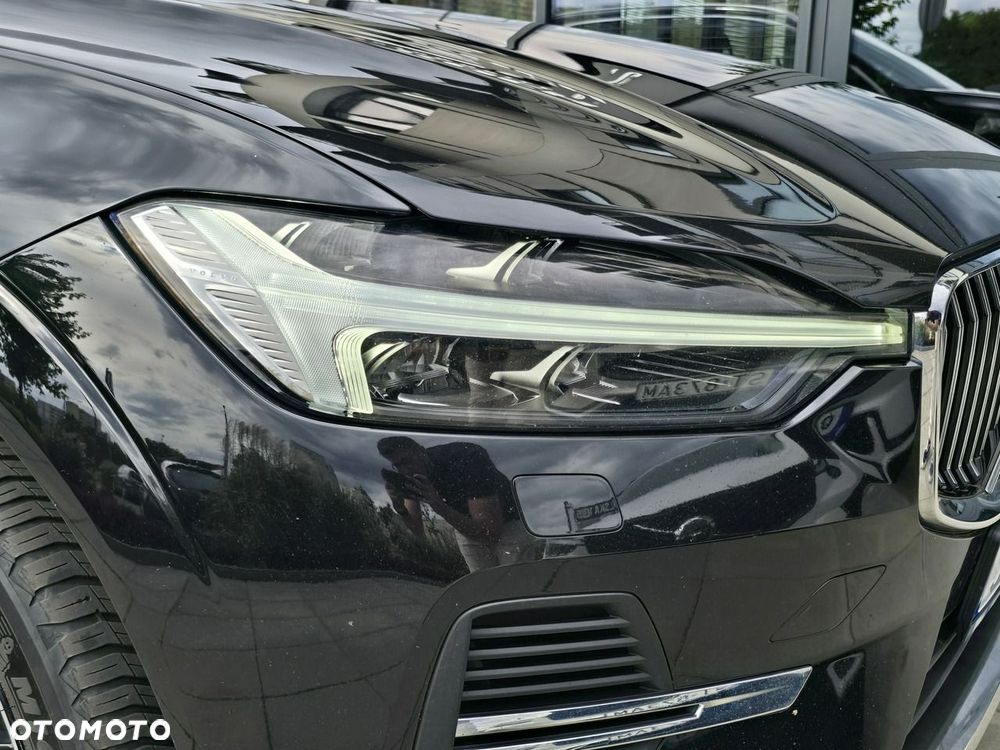 Volvo XC 60 T8 Plug-In Hybrid AWD Plus Bright - 26