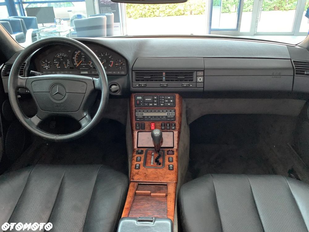 Mercedes-Benz SL - 17