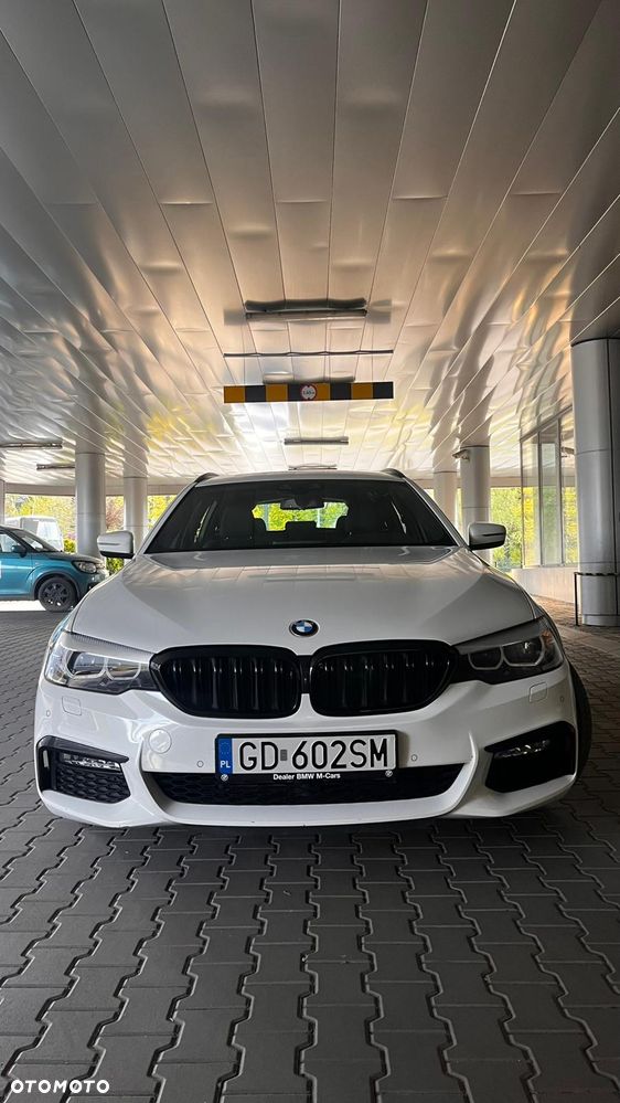 BMW Seria 5 520d - 23