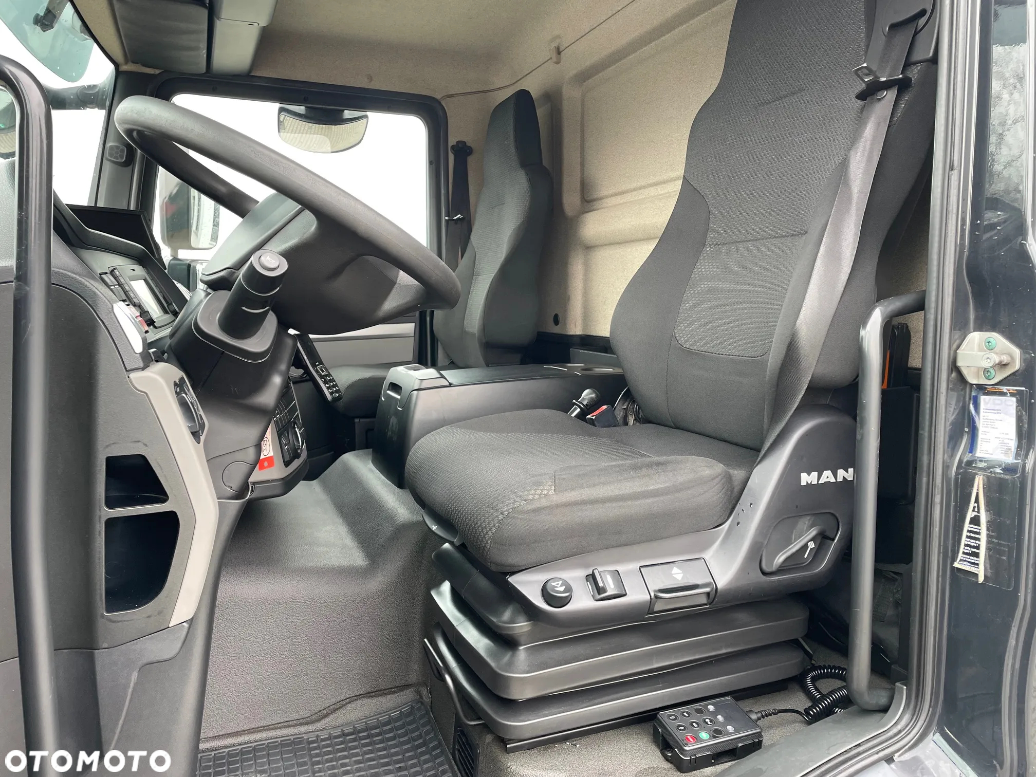 MAN TGL 12.250, KONTENER 7,3m ( 18 europalet ) - 9