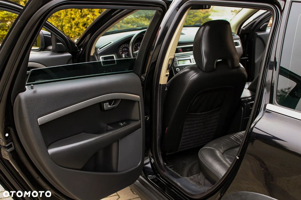 Volvo XC 70 3.2 AWD Summum - 27