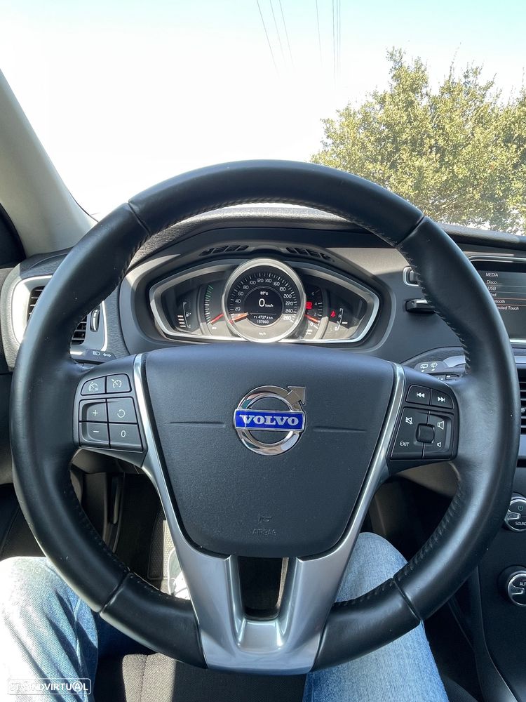 Volvo V40 Cross Country 1.6 D2 Kinetic Powershift - 25