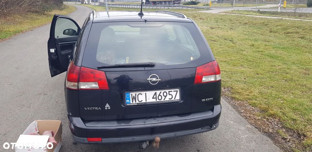 Opel Vectra 1.9 CDTI Cosmo - 3