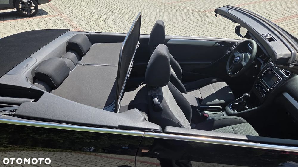Volkswagen Golf 1.6 TDI Highline - 15