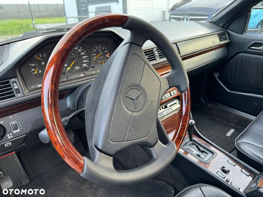 Mercedes-Benz W124 (1984-1993) - 14