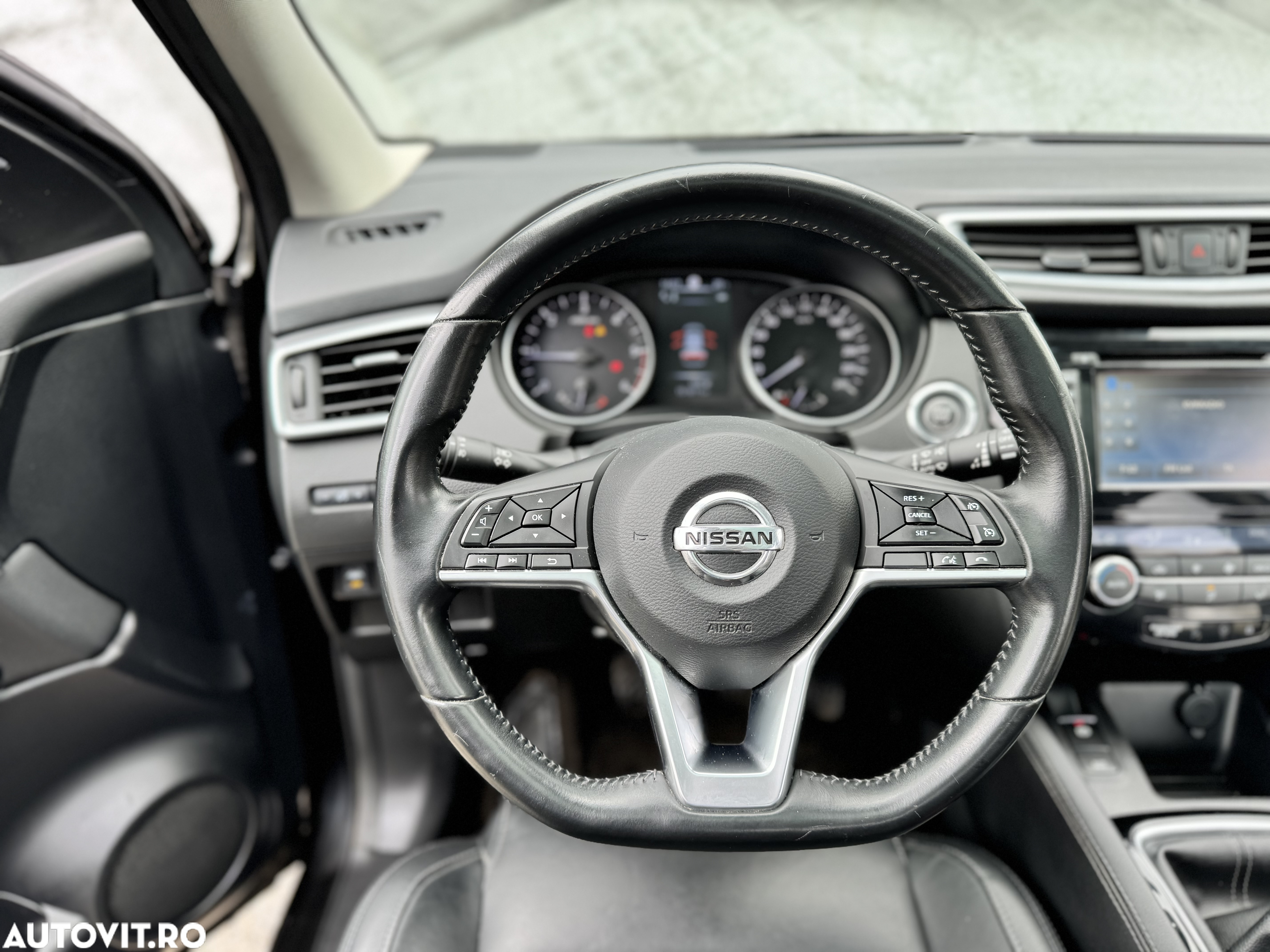 Nissan Qashqai 1.6 DCI Xtronic TEKNA+ - 21