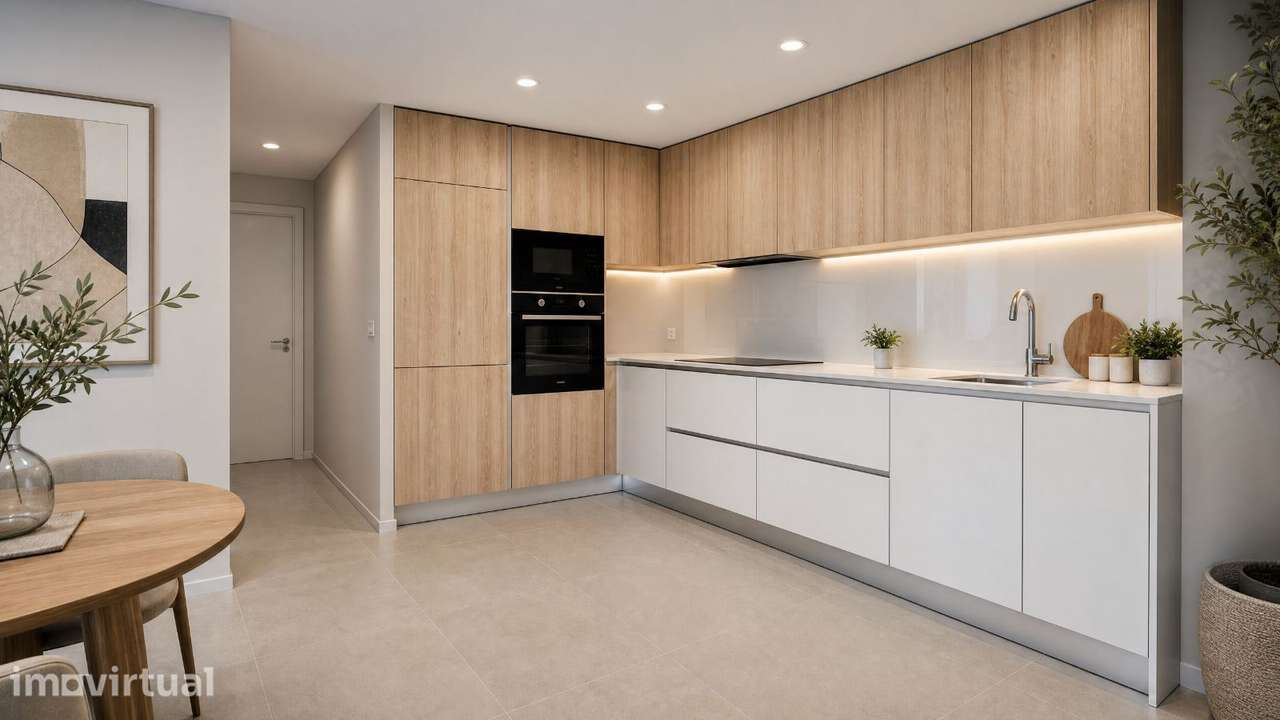 Apartamento T2 com garagem e varanda. Bem Situado - Grande imagem: 2/16