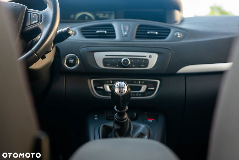Renault Scenic dCi 110 Expression - 30