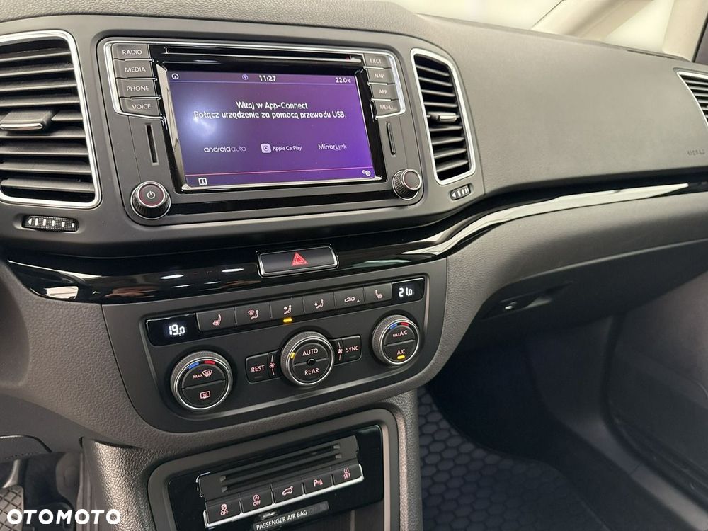 Volkswagen Sharan - 28